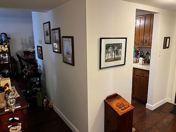 4th image of 444 Redondo Dr APT 204