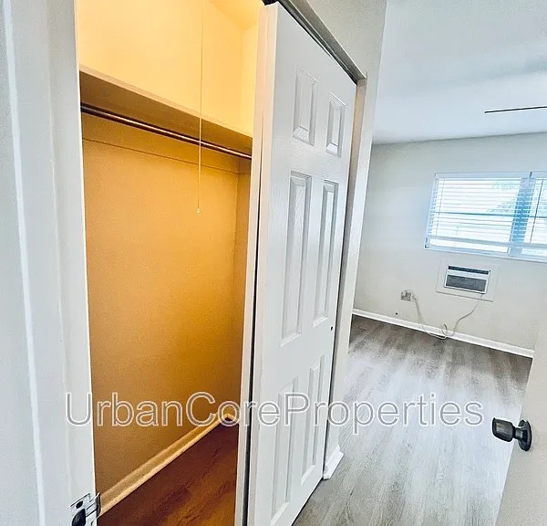 115 7th Ave N #1 — Photo 9