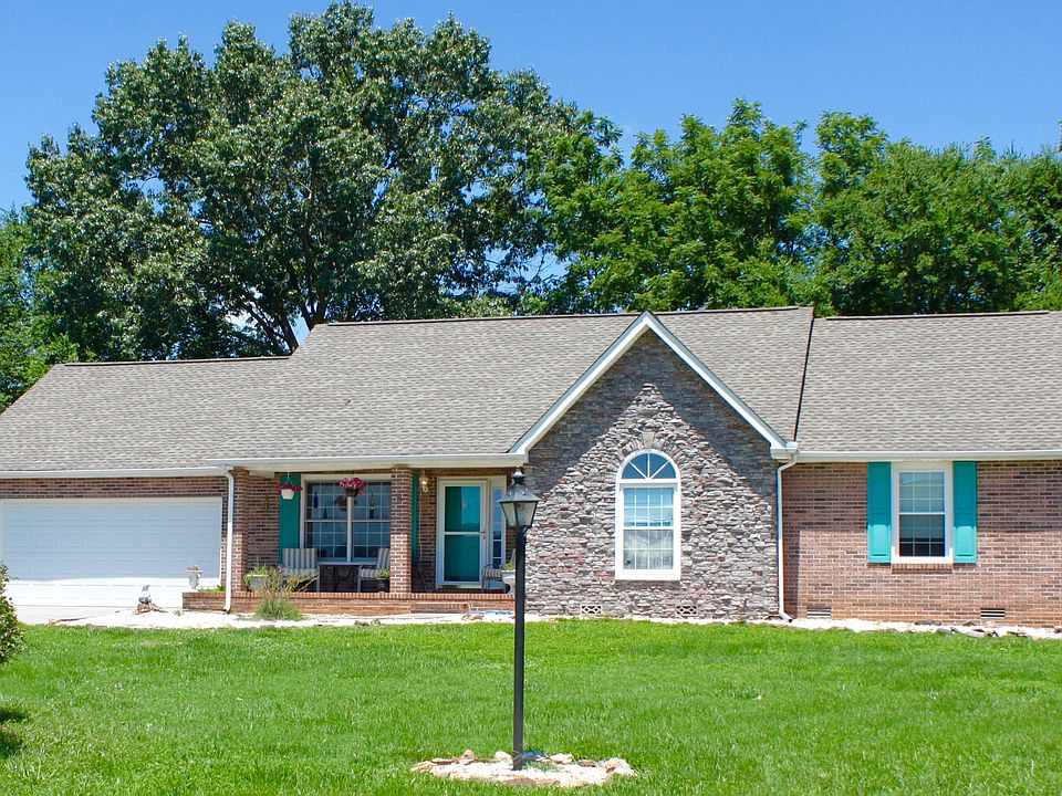 1st image of 2839 Fawnridge Ln