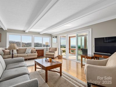 516 Davis Mountain Rd, Hendersonville, NC, 28739