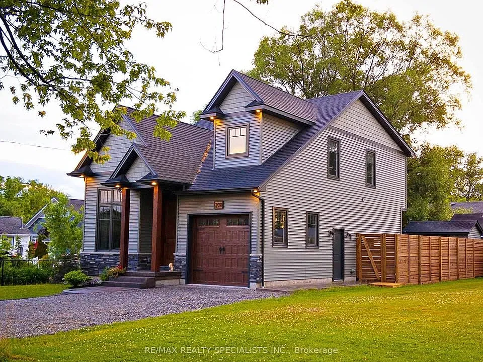 231 Rosewood Ave