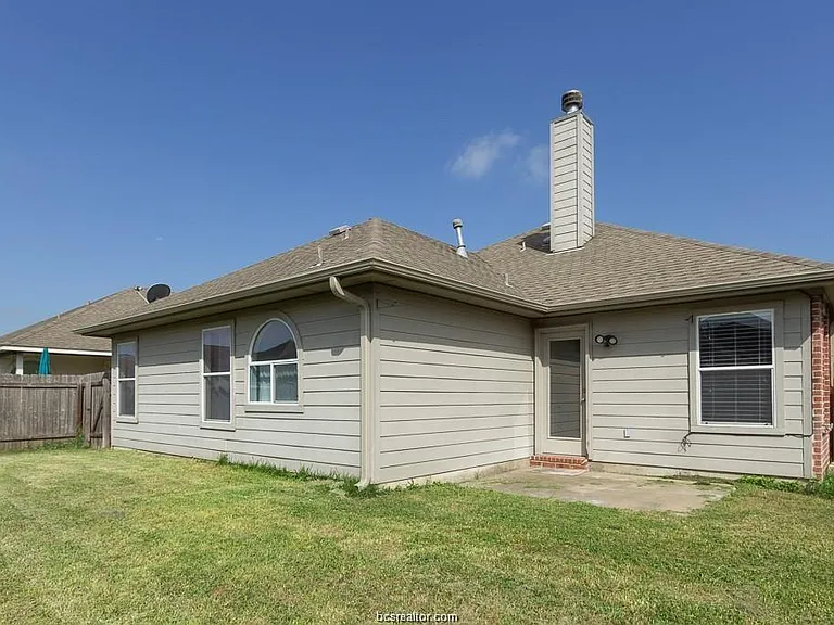 936 Whitewing Ln — Photo 21