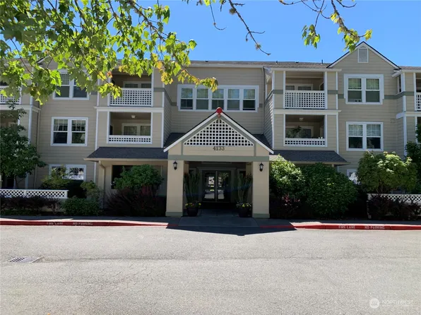 4133 224th Lane SE #102, Issaquah, WA 98029