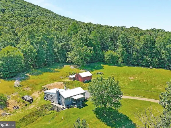 12131 Hanging Rock Rd, Clear Spring, MD 21722