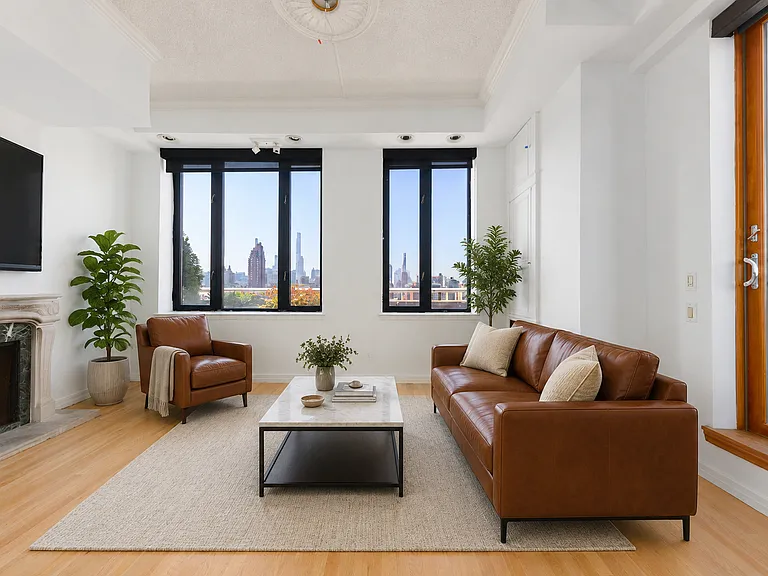 176 W 86th St #PHA — Photo 2