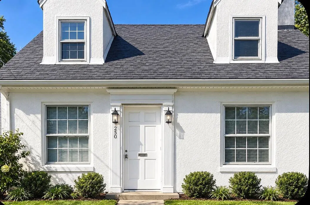 3 bed, 1.0 bath, 1240 sqft, $1,600 — Photo 1