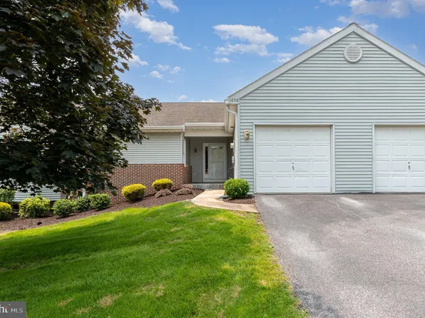1078 Birch Knoll Dr, Harrisburg, PA 17111