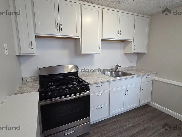 16 Harvard Rd #2B — Photo 20
