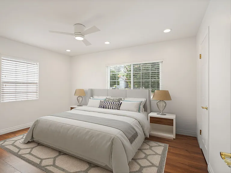 22055 Del Valle St — Photo 24