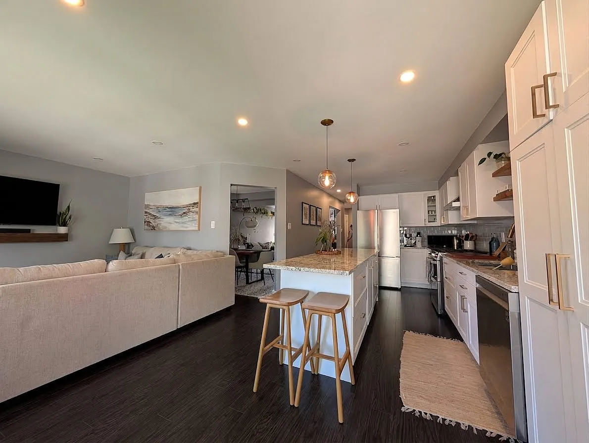 3 bed, 2.5 bath, 1750 sqft, $3,000 — Photo 4