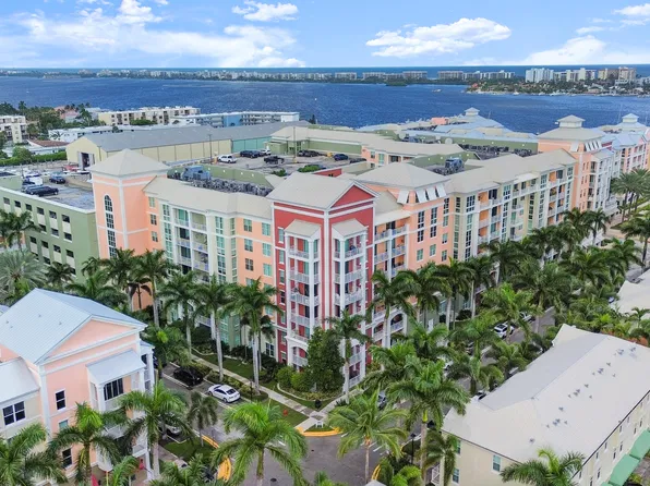 804 E Windward Way, Lantana, FL