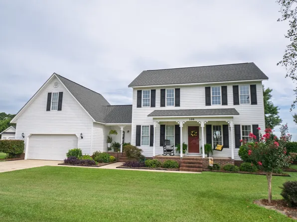 109 Christy Ln, Dunn, NC 28334