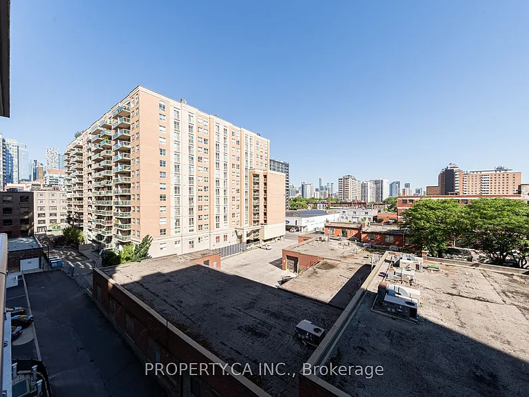 460 Adelaide St E #706 — Photo 23