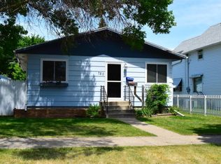 720 3rd St NW, Valley City, ND 58072