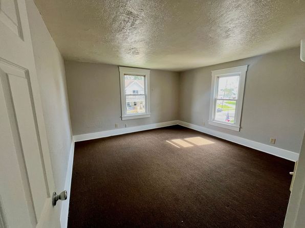 427 Smith Ave NW #4
