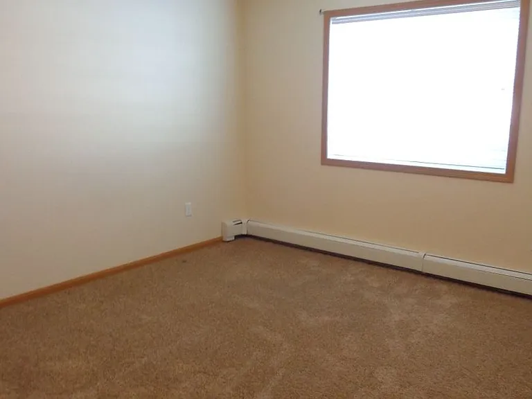 West Lake III Apartments — Photo 43