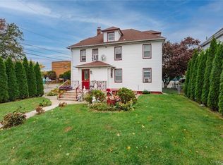 600 1st Ave, New Hyde Park, NY 11040