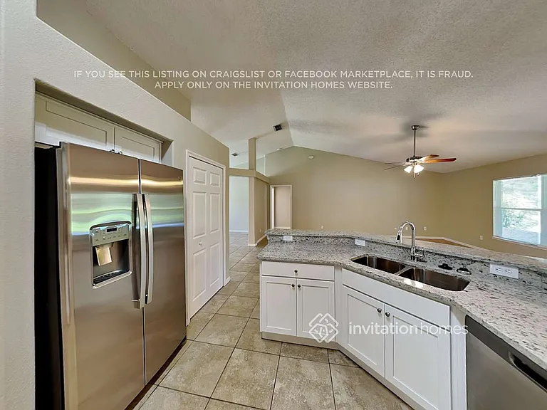 4216 King Edward Dr — Photo 7