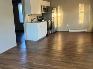 878 Baltimore St, Hanover, PA 17331