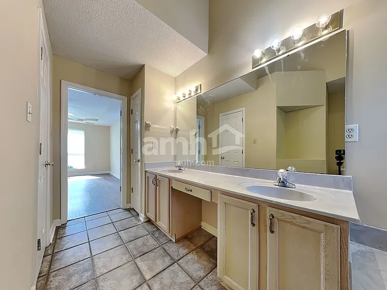 5802 Eagleston Dr — Photo 13