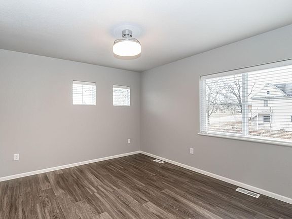 4th image of 216 N Francis St