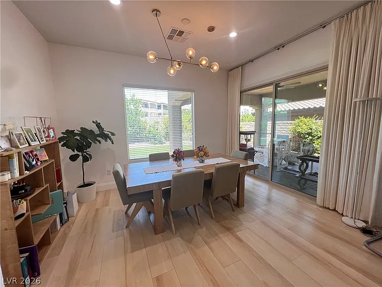 116 Colantonio Ct — Photo 14