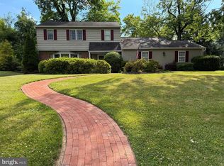 4190 Hoffman Rd, Hatboro, PA 19040