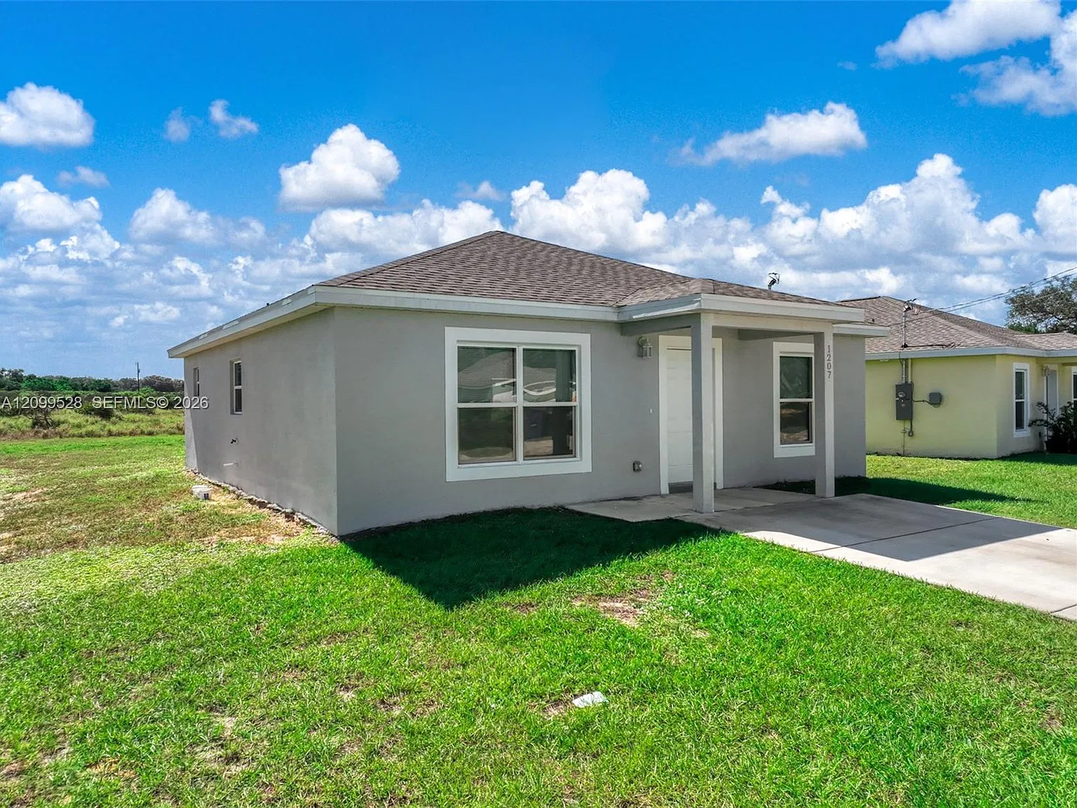 3 bed, 2.0 bath, $1,490 — Photo 4