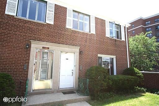1st image of 1827 W Norwood St #B