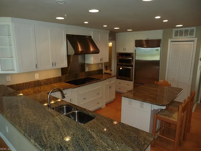2368 Bays Edge Ave — Photo 5