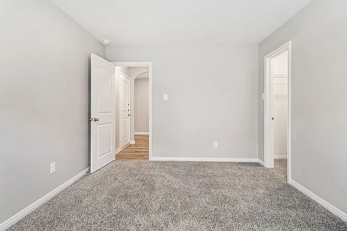 127 Crimson Cir — Photo 21