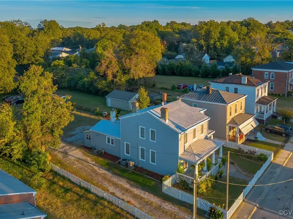 509 Harding St, Petersburg, VA 23803