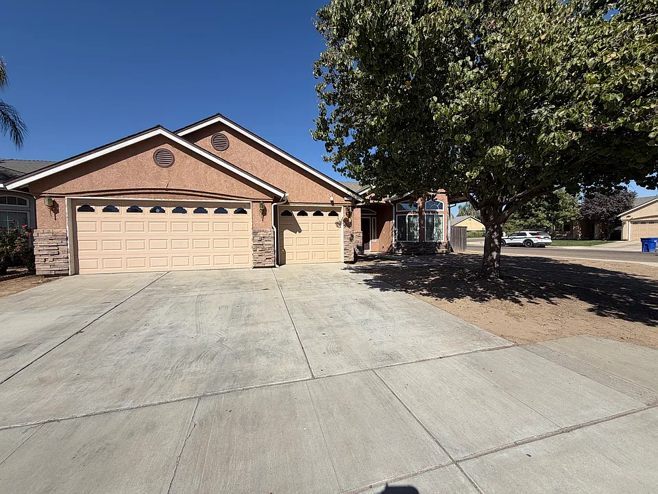 1217 Florence Ave