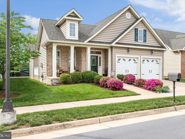 106 Bleeding Heart Dr, White Post, VA 22663