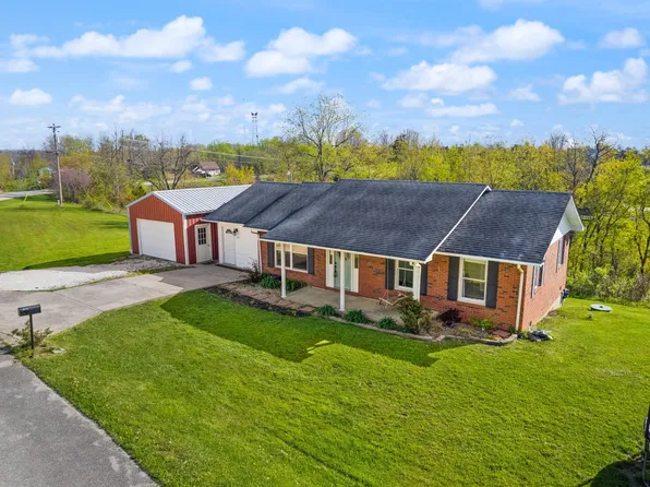 309 Poor Farm Rd, Beattyville, KY 41311