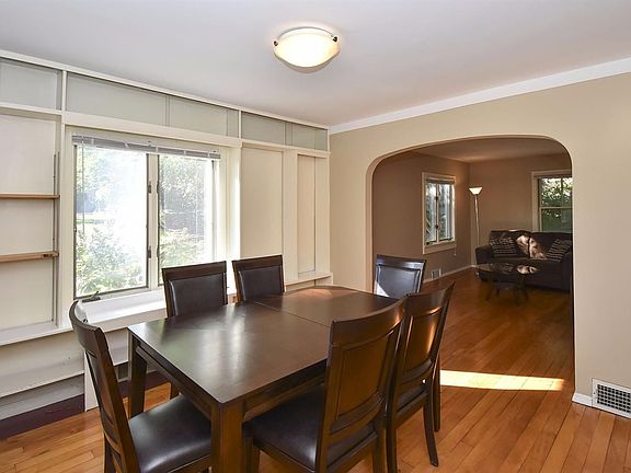 3rd image of 1014 W Huron St