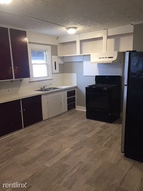397 Upper Oakwood Ave photo 1