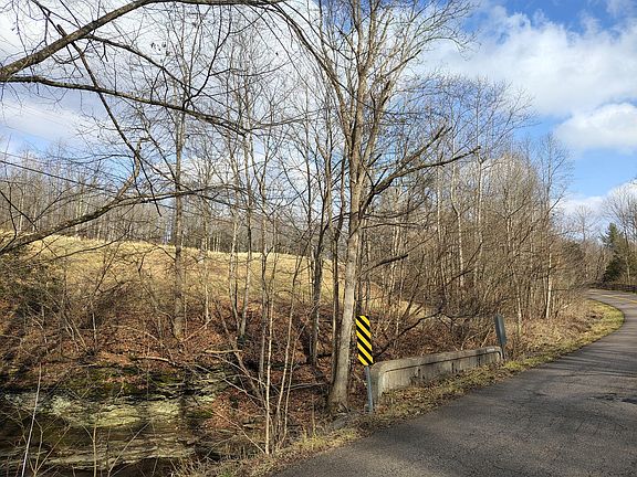 2nd image of 548 State Highway 328 E