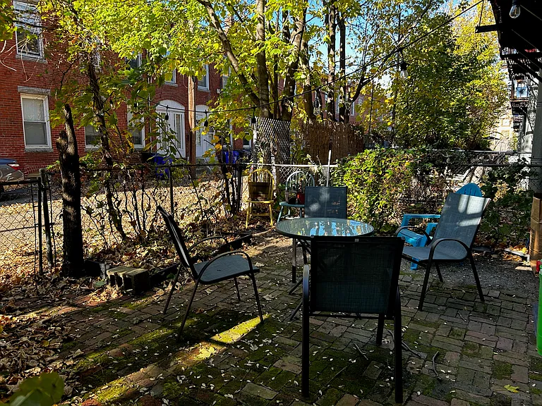 4 Mead St #1 — Photo 6