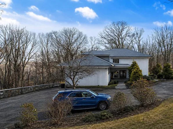 10 Rustling Lane, Bedford, NY 10506