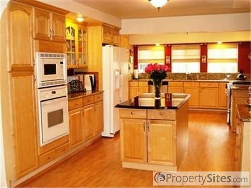4th image of 6225 24th St NE