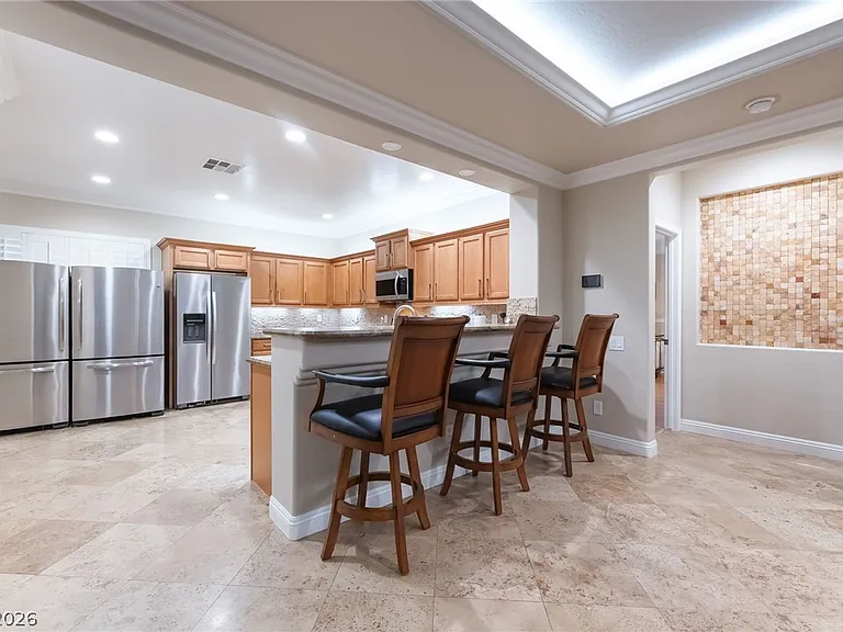 2676 Lochleven Way — Photo 44