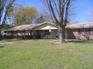 210 County Road 3563, Queen City, TX 75572