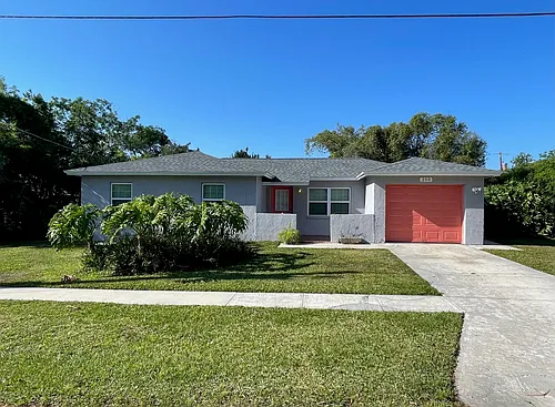 250 Tropic Way St Photo 1