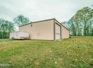 8701 Trout Rd, Mascot, TN 37806