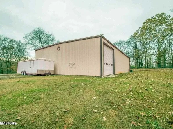 8701 Trout Rd, Mascot, TN 37806