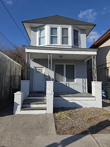 609 Adriatic Ave Photo 1
