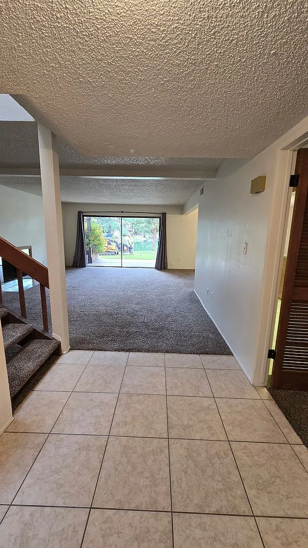 4147 Pinewood Lake - House with Office — Photo 4