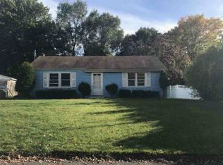 8 Robert Rd, Vernon, CT 06066