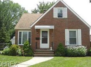 8103 Pelham Dr, Parma, OH